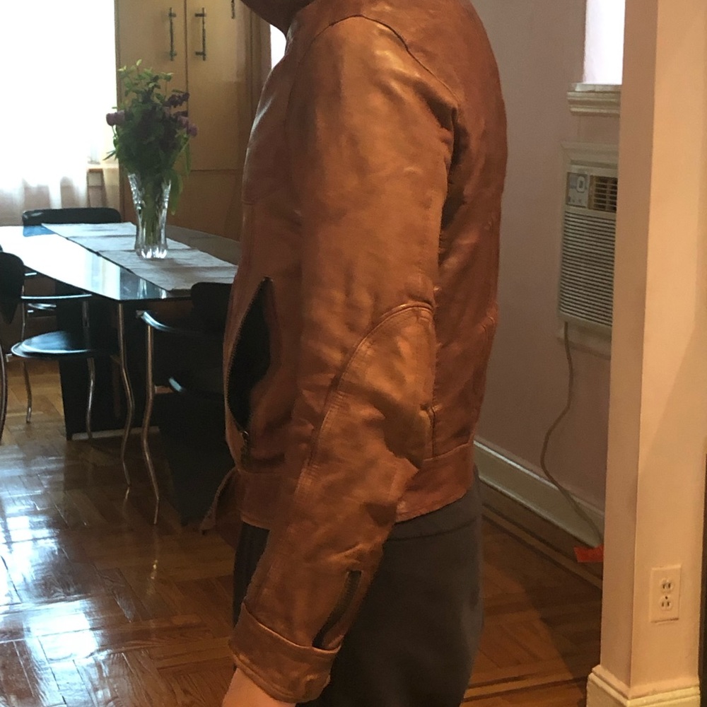 Mans leather jacket. - Picture 2 of 3